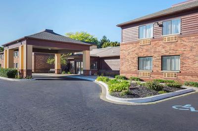 AmericInn by Wyndham Holland MI