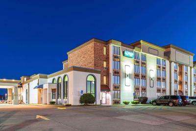 Days Inn & Suites by Wyndham Festus, Photo 2