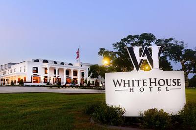 White House Hotel