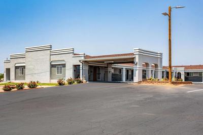 Econo Lodge Inn & Suites Santa Rosa