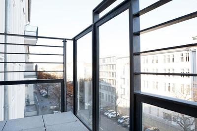 SC 01 by ROCKCHAIR Apartments l SUPERHOST Status l 2 Bedrooms Boxspringbeds Balcony Elevator - Cozy Family & Business Flair welcomes you!