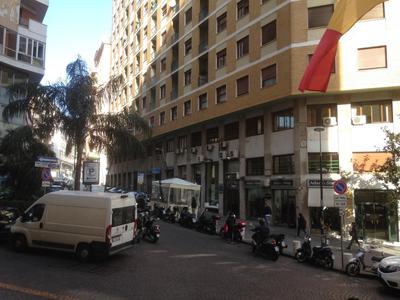 Napoli City Inn
