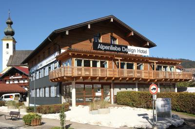 Design Hotel ALPENLIEBE - - - - Boutique-Flair - - - -