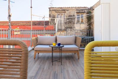 San Gennaro modern flat