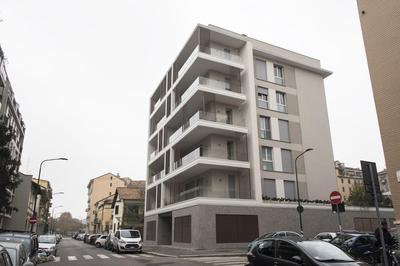 Design & New Center Apartments
