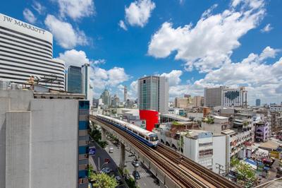 128 room and massage