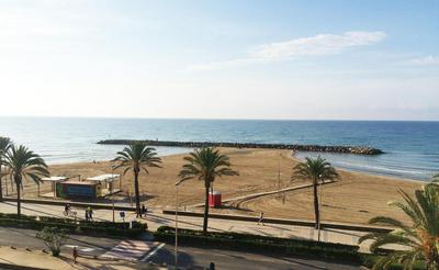 Espectacular ático dúplex con vistas al mar