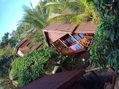 Happy Elephant Bungalows