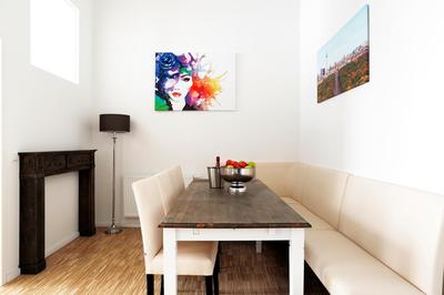 SC 02 by ROCKCHAIR Apartments l SUPERHOST Status l 4 Bedrooms Boxspringbeds 2 Bathrooms Balcony Elevator - Cozy Family & Business Flair welcomes you!