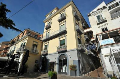 Casa Vacanza "Al Vicolo delle Colonne"
