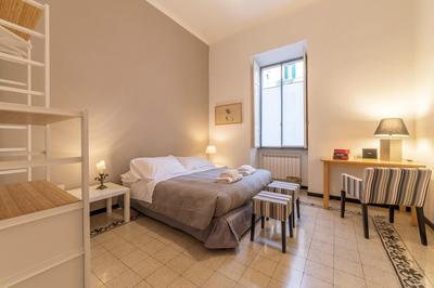 Elizabeth House - WelcomeToRhome