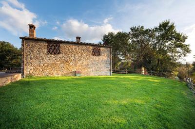 Agriturismo Verniano Five Apartments with Panoramic Pool