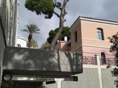 Athens Pangrati modern apt 10min to metro