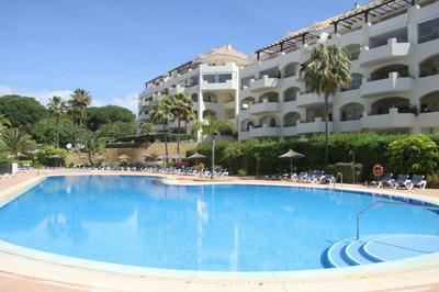 Hacienda Playa Elviria 300 m playa,jardin , 2 hab ,MARBELLA