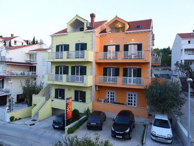 Sunrise Apartments