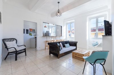 Bright Apartment Old Town