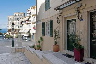 Artemis Apartment