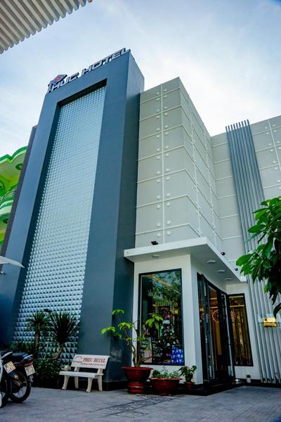 Phuc Hotel