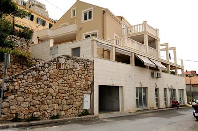 Apartments Annette - studio and two bedroom apartment with parking