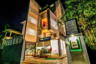 FabHotel Casa Kiara With Pool Side Bar - Nr Calangute Beach