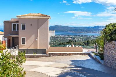 Alivia Lefkas Luxury Villas