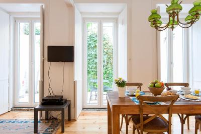Principe Real Patio House
