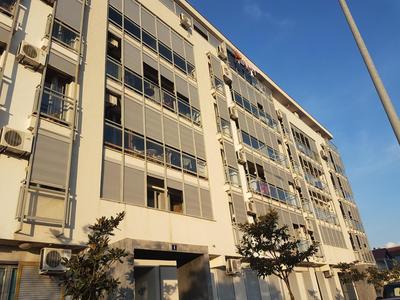 Recently renovated Delta Apartment