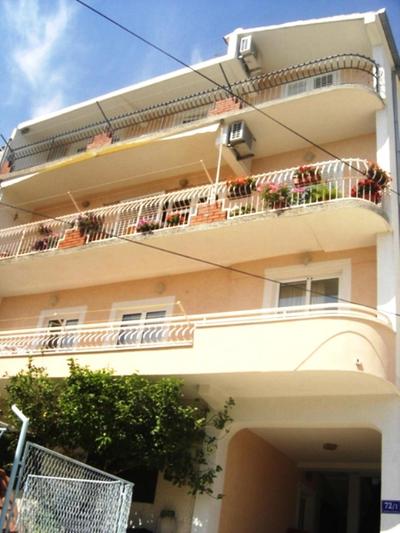 Apartmani Leo-Marin