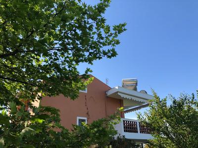 DISTRiCT 01 -Luxurious Villa with private beach