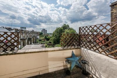 Bright and stylish 1 bedroom apt in Notting Hill