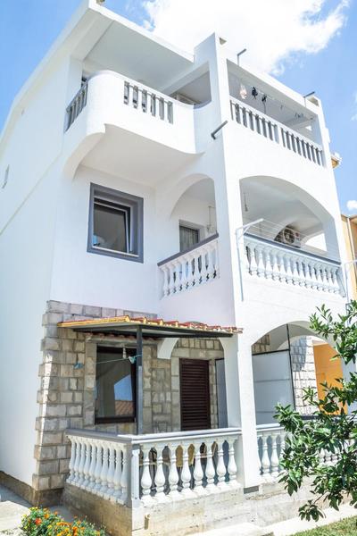 Apartments Miki