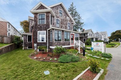 HI - Hyannis Hostel