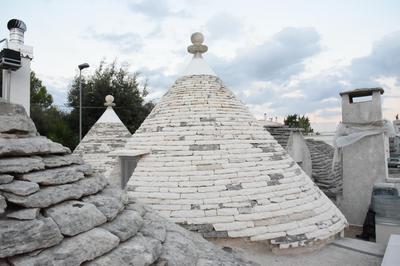 Trulli Occhi Di Pietra