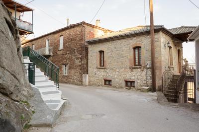 "Iali" Cottage House