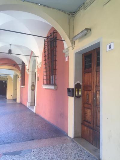Portici di via Piella (monolocale)
