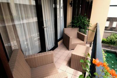 100 Sunset Kuta Hotel & Ballroom