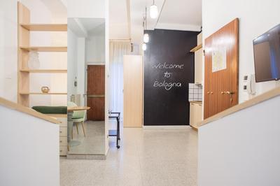 8- Tourist House Bologna - Light House - Self check-in