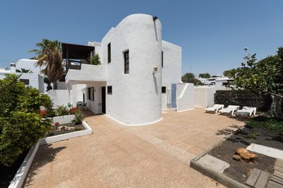2BR Beach House - Solarium & Shower Terrace - 13