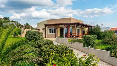 Villa Helen 200m from the beach in Tersanas BY APOKORONAS-VILLAS