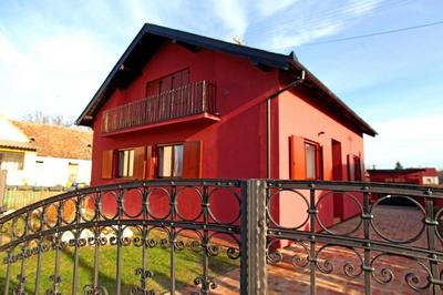 Villa Mons Aureus