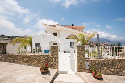 Villa Trinacria Apartments