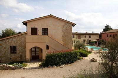 Tuscany Country Apartments