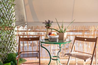 Izabella Guest House