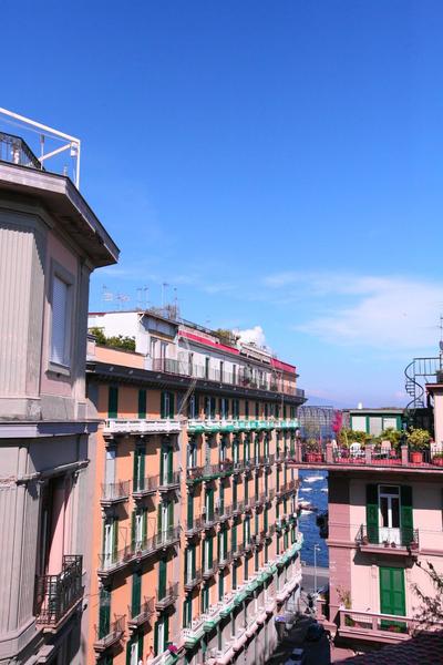 Megaride Santa Lucia