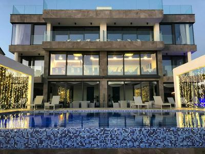 Sky Beach Aparthotel