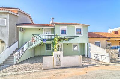 Apartmani Marin-Pošesi 182