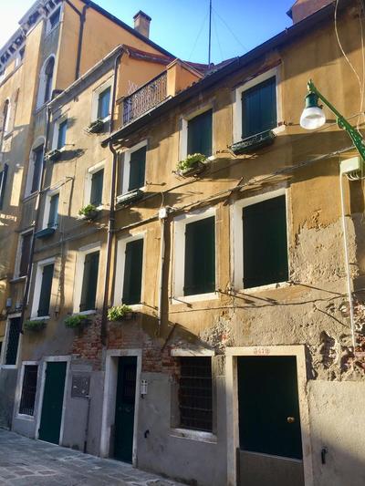 Venice Mirrors