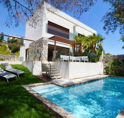 Las Colinas - 4 Bedroom Acacia Villa