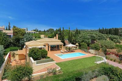 Villa Riaki