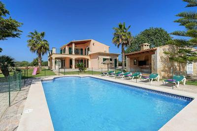 Villa Deu Quarterades